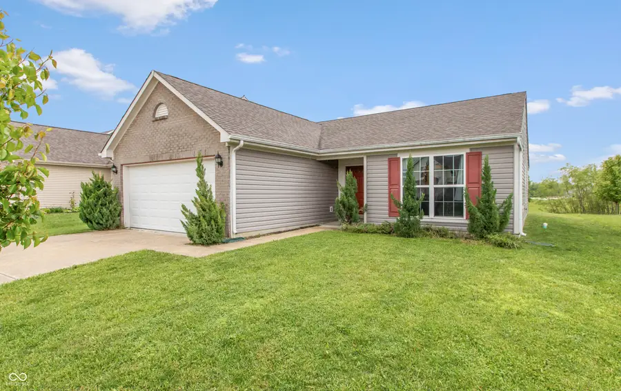 11659 Fawn Crest Drive, Indianapolis, IN 46235 - #2