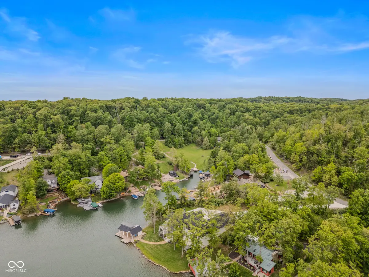 00 W Grandview Drive, Columbus, IN 47201 - #1