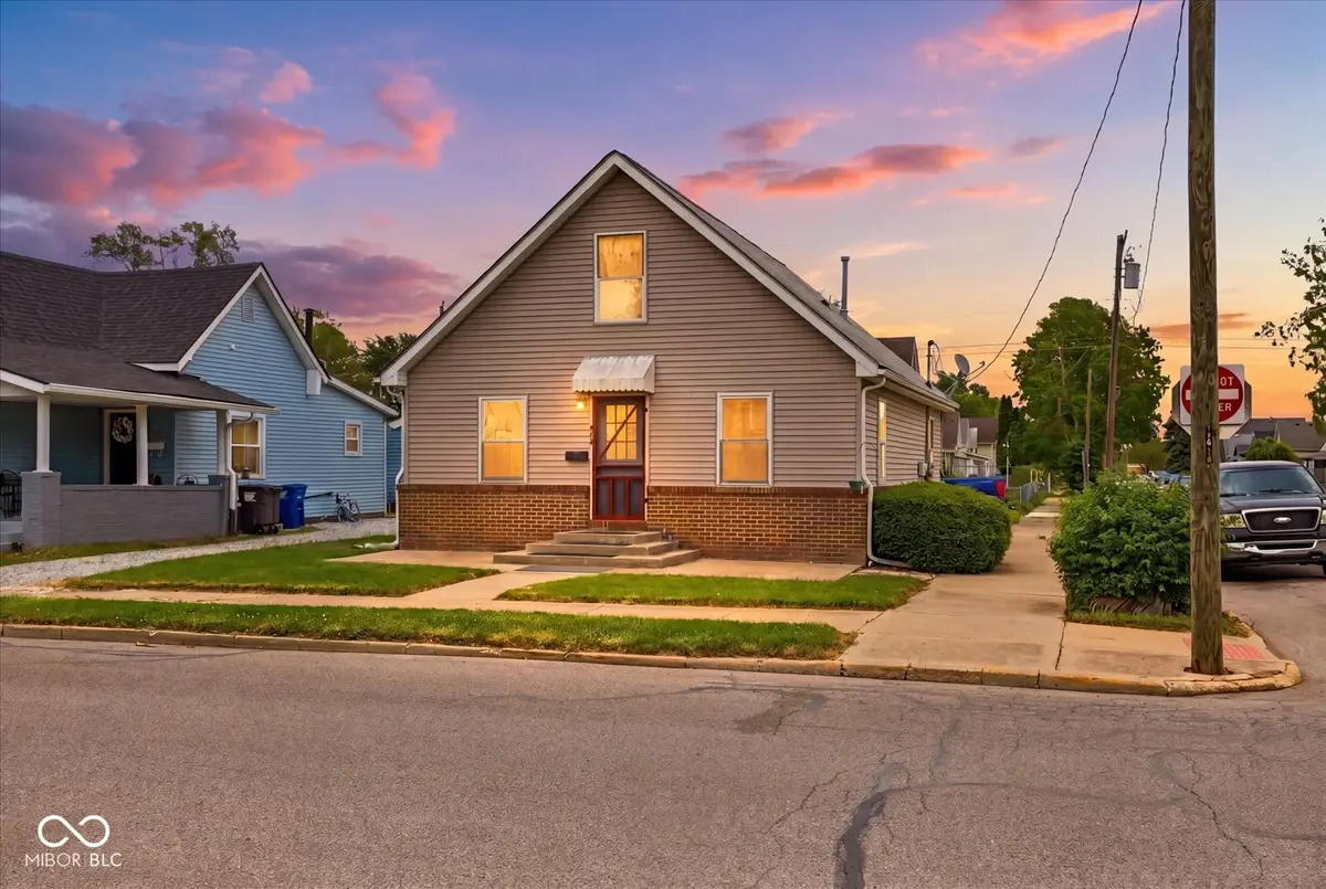 416 Montgomery Street, Shelbyville, IN 46176 - #1