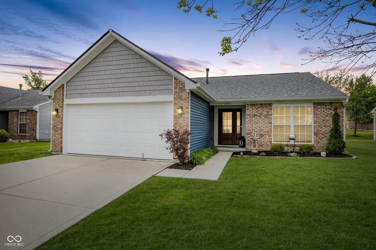 6735 W Odessa Way, McCordsville, IN 46055 - #1