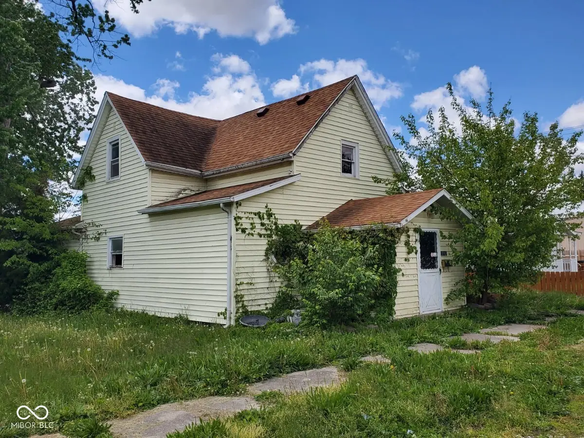 2217 S F Street, Elwood, IN 46036 - #1
