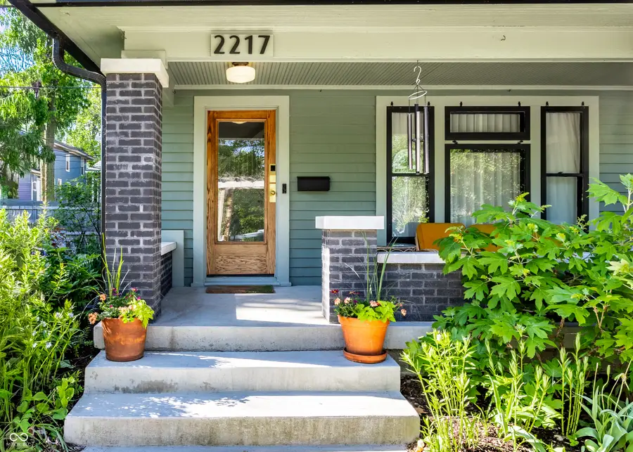 2217 Brookside Parkway South Drive, Indianapolis, IN 46201 - #2