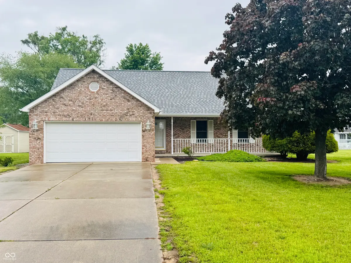3906 E Teakwood Avenue, Terre Haute, IN 47805 - #1