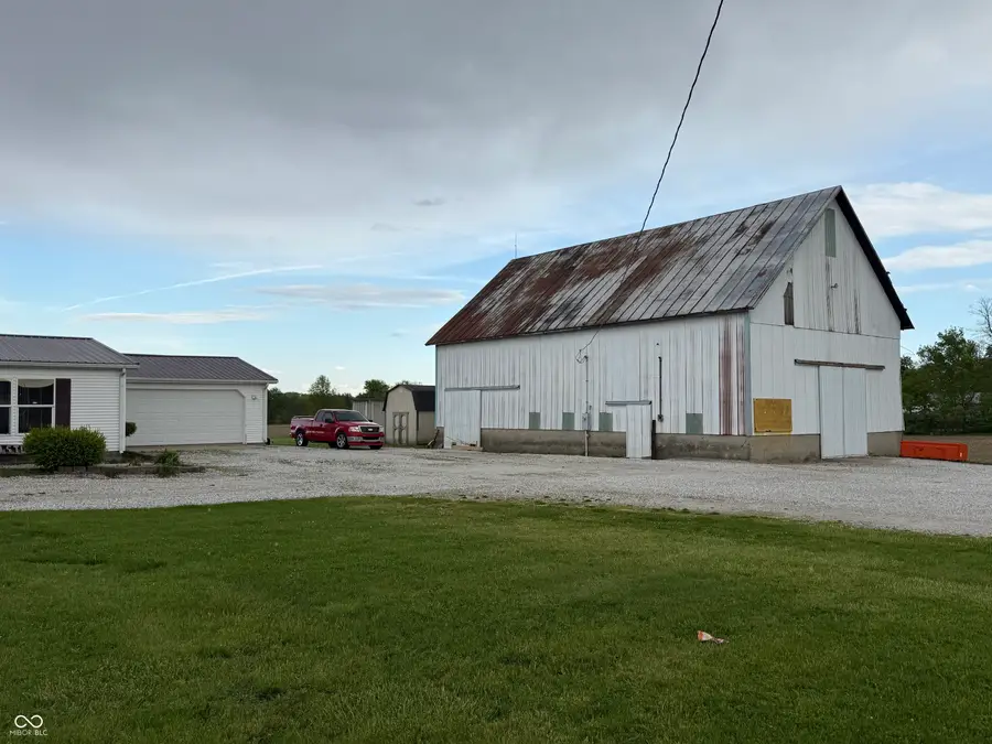 15974 N State Road 9, Summitville, IN 46070 - #3