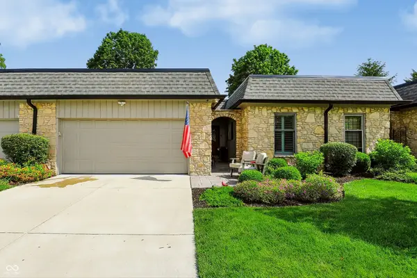 1058 Carters Grove, Indianapolis, IN 46260