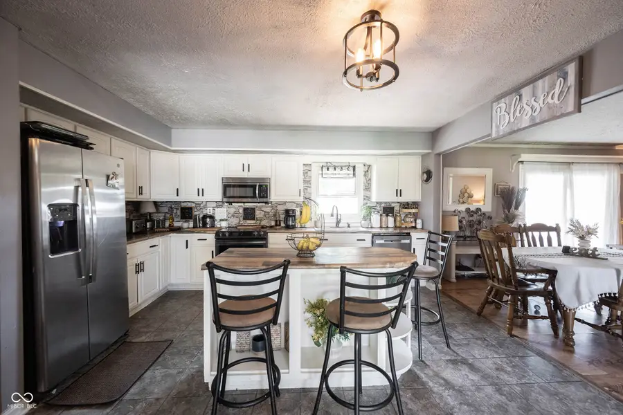 783 W 850 N, Fortville, IN 46040 - #3