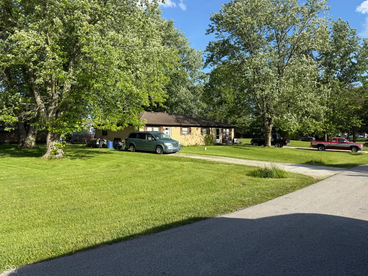 8191-8193 N Maple Drive, Mooresville, IN 46158 - #1