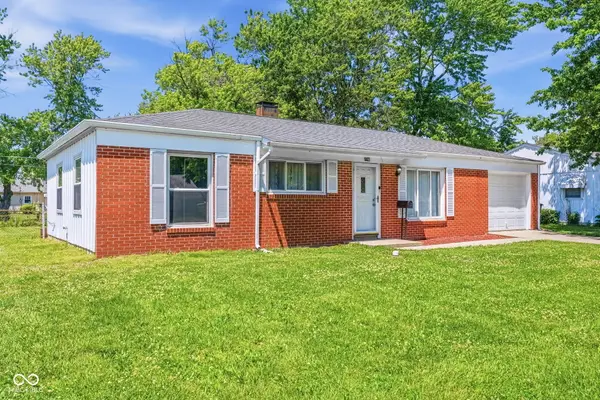 2746 Streamside Drive, Columbus, IN 47203