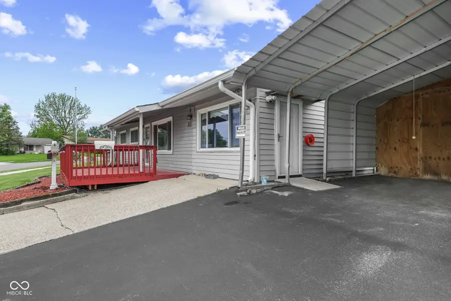 811 Edgewood Drive, Mooresville, IN 46158 - #3