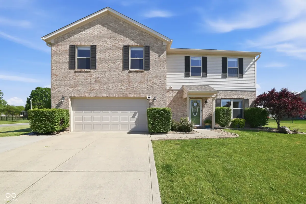 6116 W Morgan Court, New Palestine, IN 46163 - #1