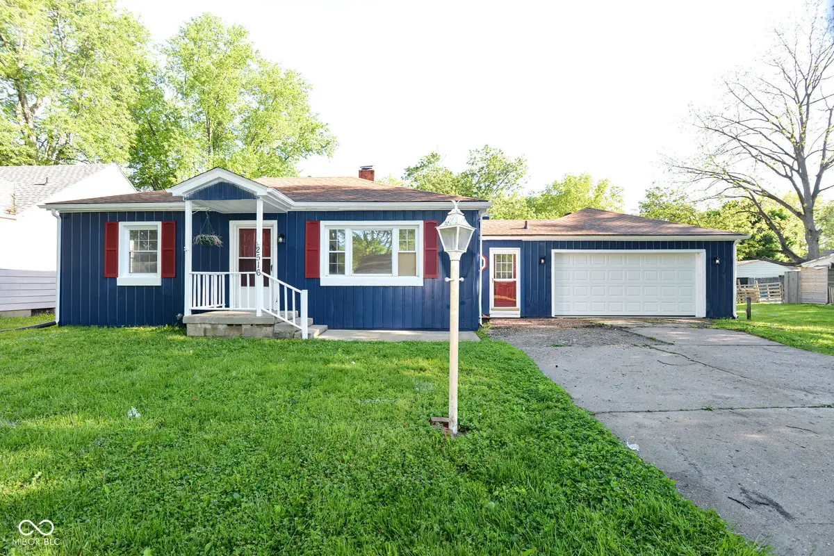 2516 E 7th Street, Anderson, IN 46012 - #1