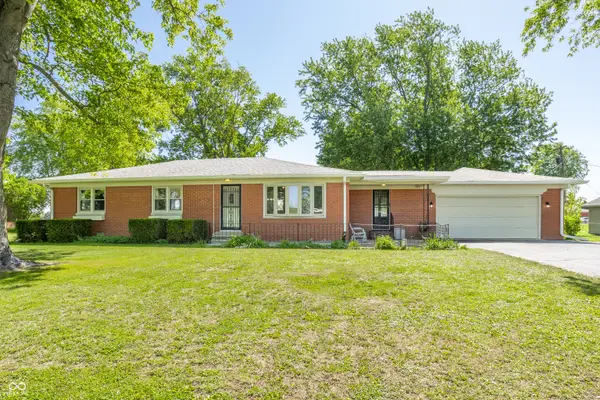 4946 Barnett Avenue, Sharpsville, IN 46068