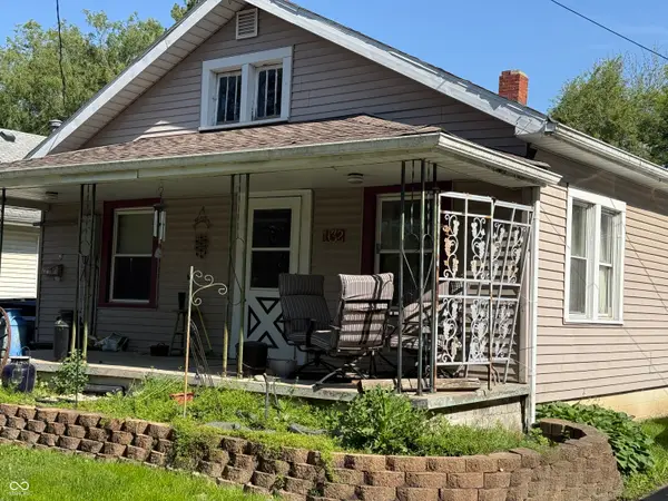 1132 Manor Court, Anderson, IN 46016