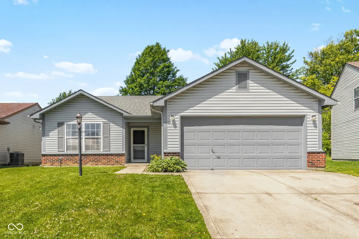 2324 Historic Oaks Boulevard, Indianapolis, IN 46214 - #1