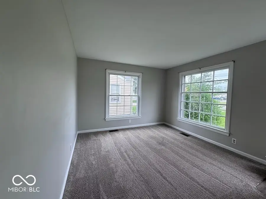 2704 S Macedonia Avenue, Muncie, IN 47302 - #2