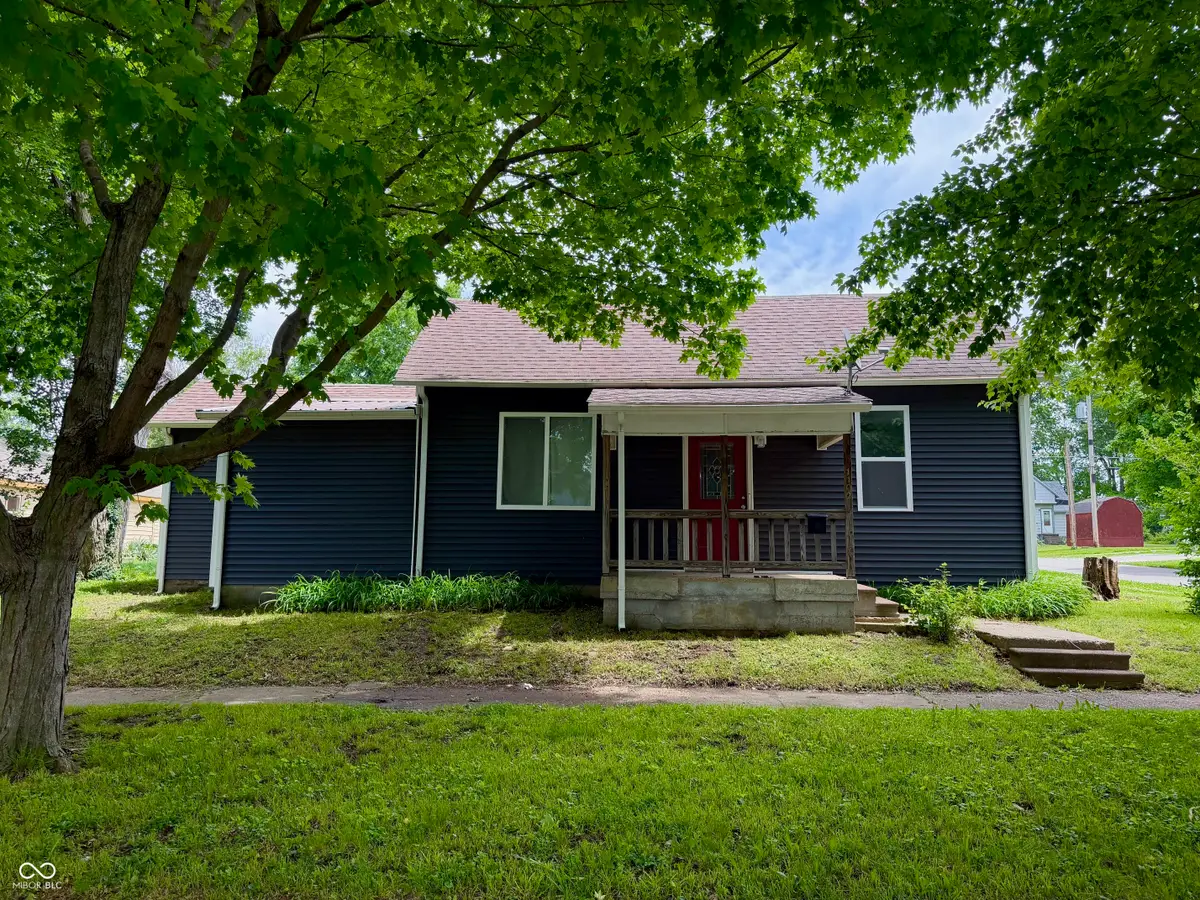 1102 3rd Street, Covington, IN 47932 - #1