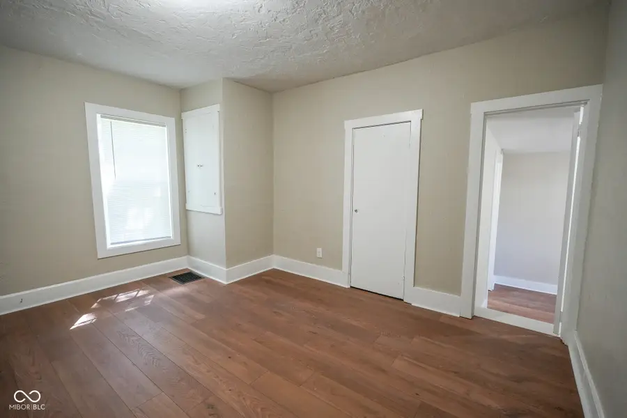 1807 E 18th Street, Anderson, IN 46016 - #3