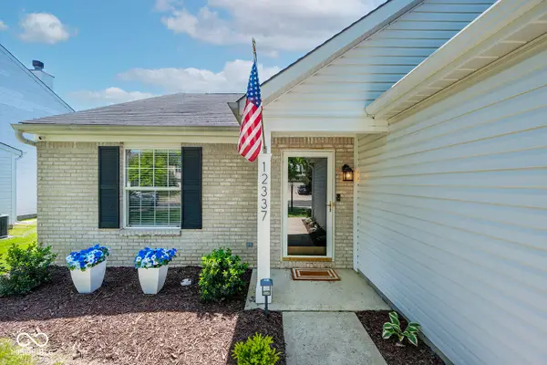 12337 River Valley Drive, Fishers, IN 46037