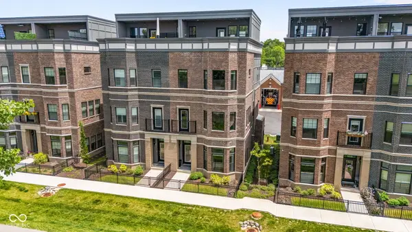 954 Berkhamsted Lane, Carmel, IN 46032