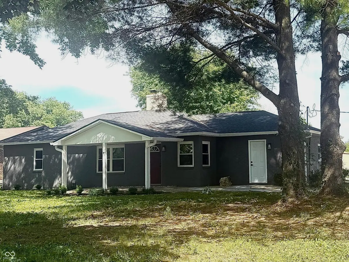 4615 S County Road 500 E, Plainfield, IN 46168 - #1