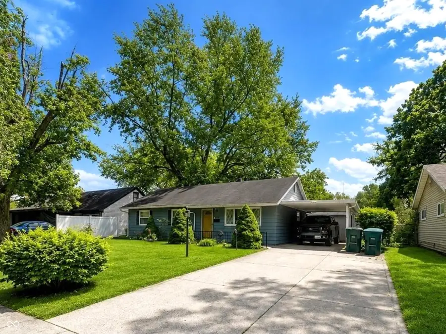 2113 W Thomas Drive, Muncie, IN 47302 - #2