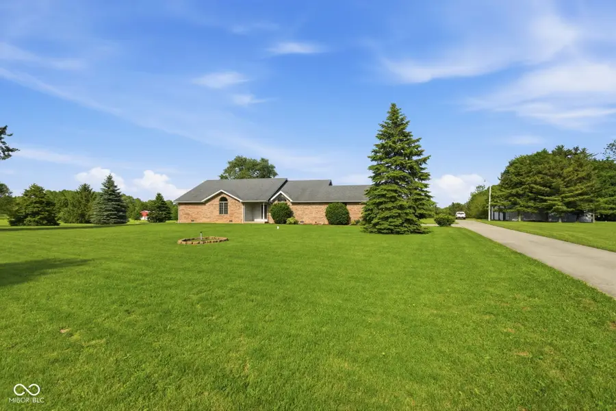 170 W 600 N, Alexandria, IN 46001 - #3