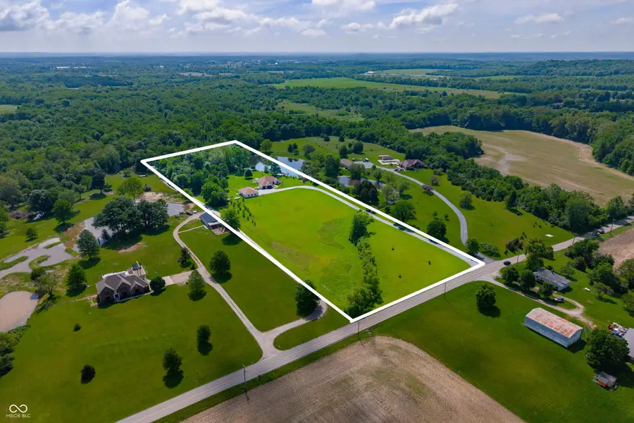6861 S Nineveh Road, Trafalgar, IN 46181 - #3