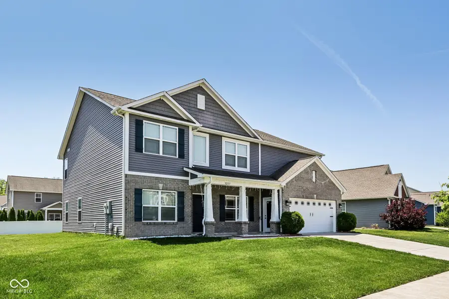 9257 Thames Drive, Avon, IN 46123 - #3