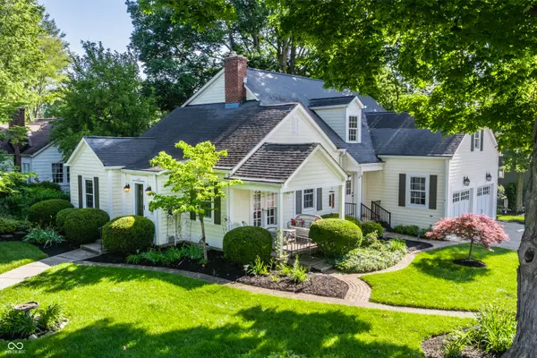 385 S Sixth Street, Zionsville, IN 46077