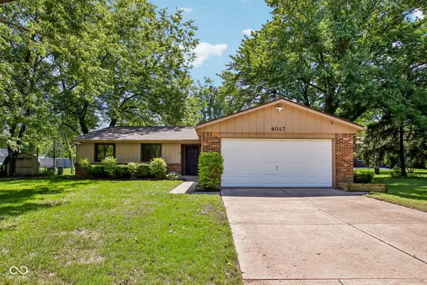 8047 Pebble Creek Court, Indianapolis, IN 46268