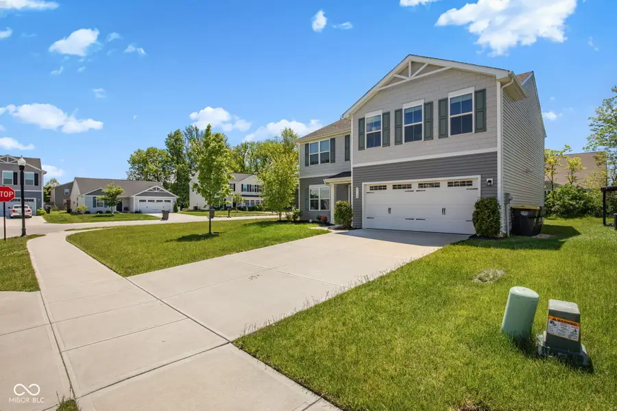 9760 Oakgrove Drive, Pendleton, IN 46064 - #3