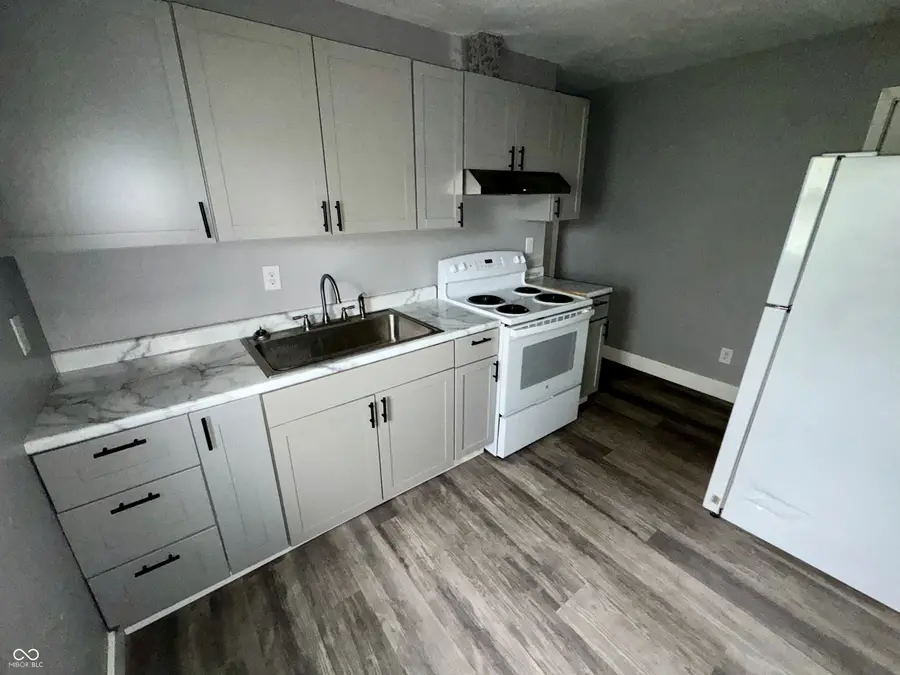 27 Parkview Avenue, Indianapolis, IN 46201 - #3