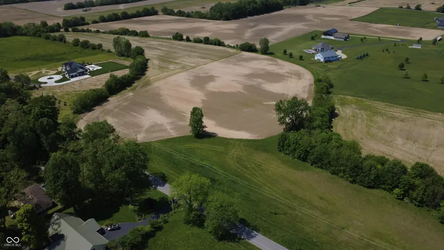 6050 W Smokey Row Road, Greenwood, IN 46143 - #2