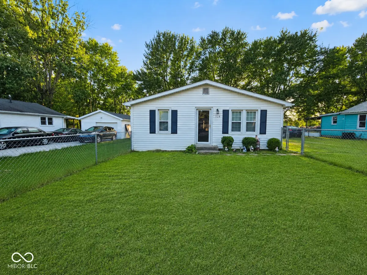 528 Della Road, Columbus, IN 47203 - #1