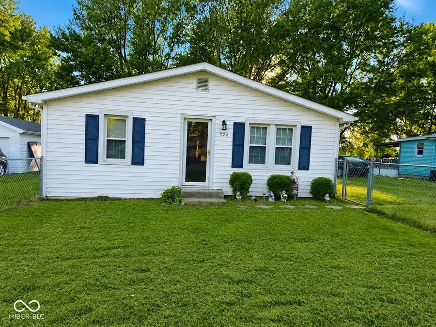 528 Della Road, Columbus, IN 47203 - #2