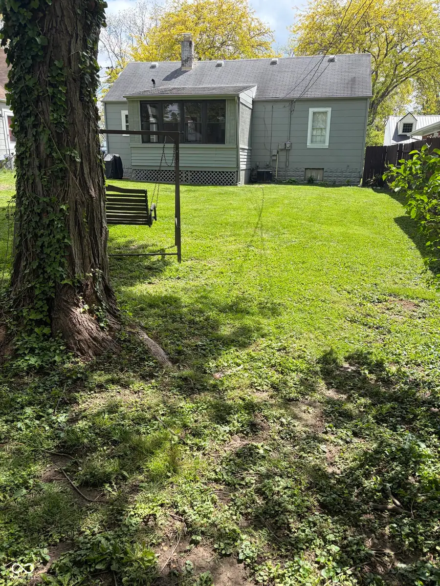 918 Maplewood Avenue, Anderson, IN 46012 - #3