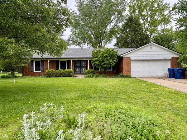2 Holmes Court, Greenfield, IN 46140