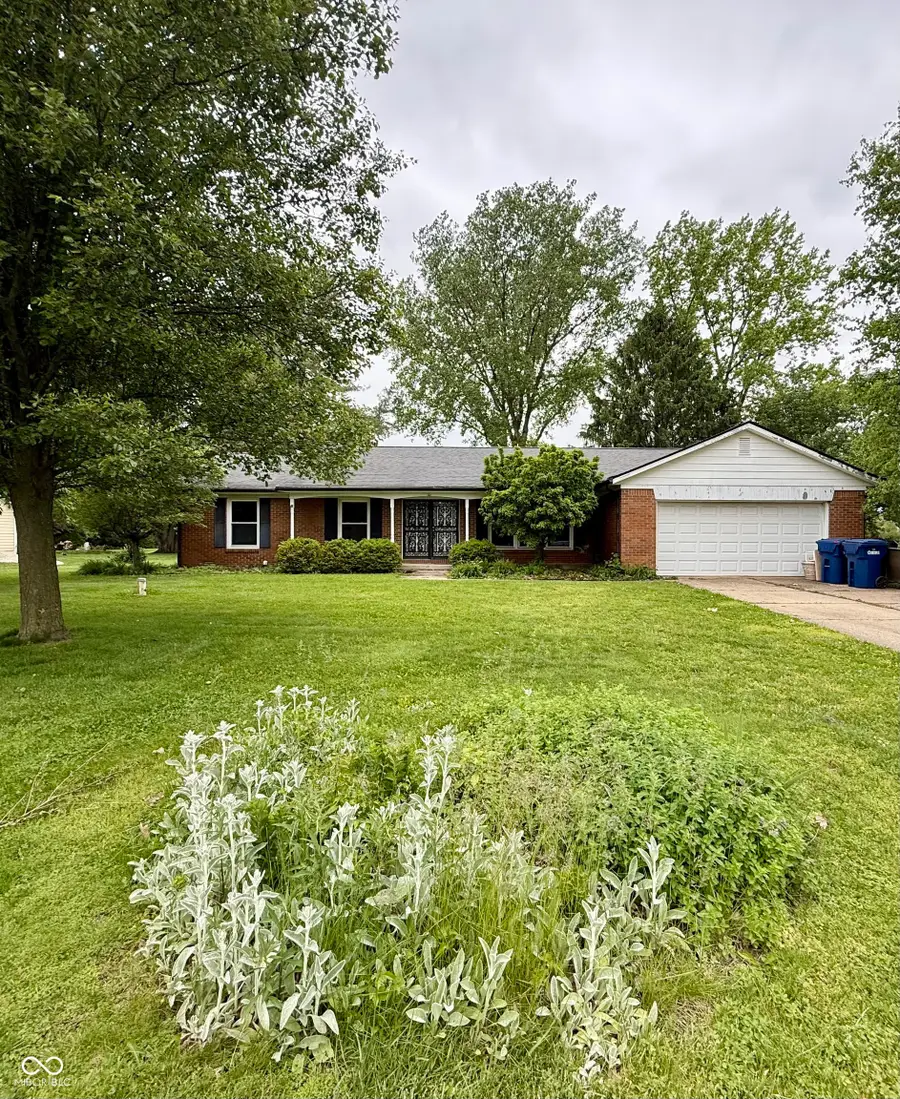 2 Holmes Court, Greenfield, IN 46140 - #2