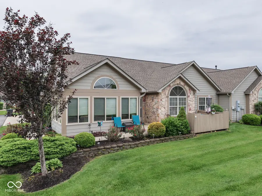 1037 Laurelwood Lane, Greenwood, IN 46142 - #3
