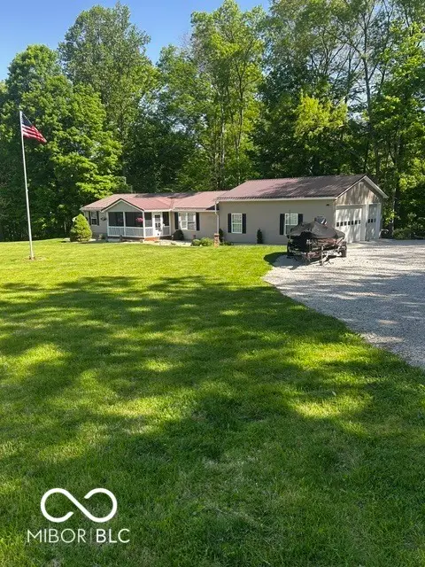 11806 E Pocahontas Drive, Greencastle, IN 46135