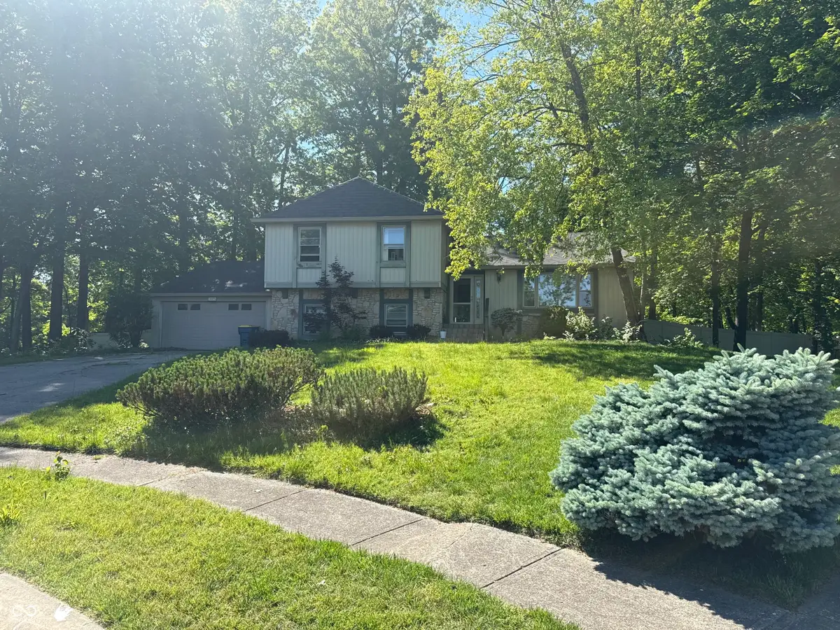 10676 Oakwood Court, Carmel, IN 46033 - #1