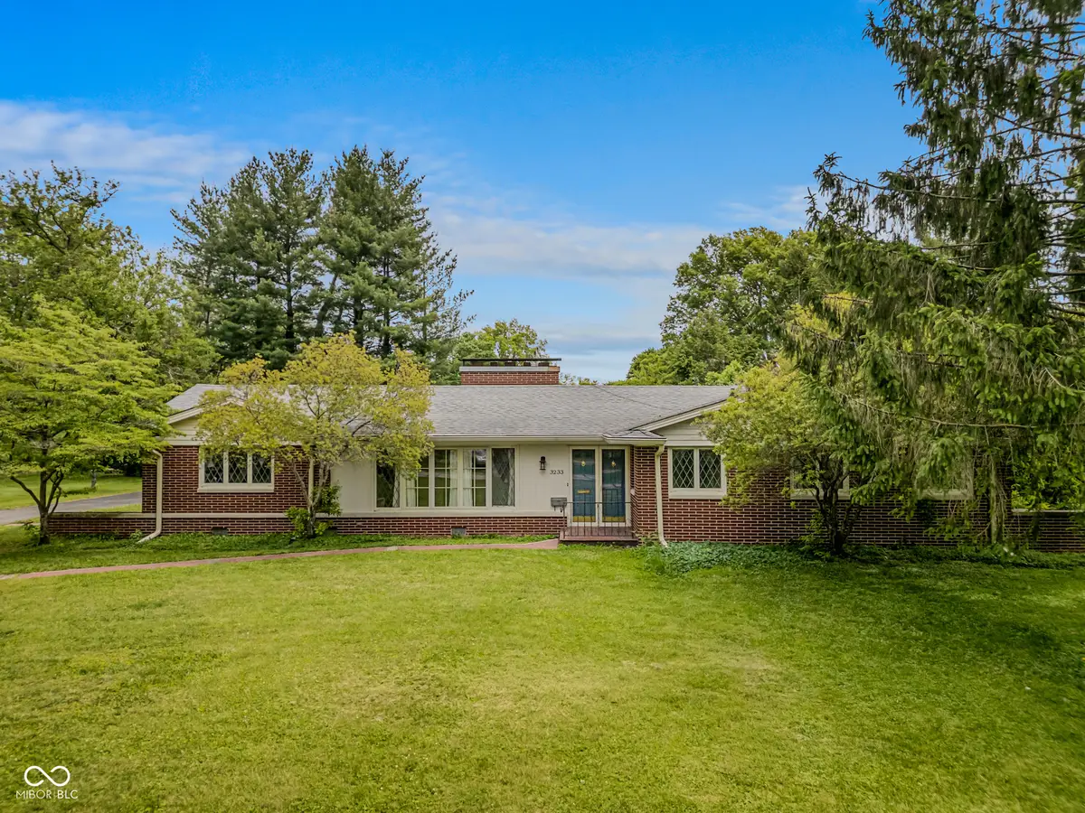 3233 Woodland Parkway, Columbus, IN 47203 - #1