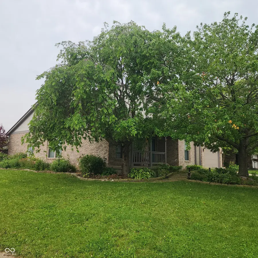 8625 Douglaston Court, Indianapolis, IN 46234 - #3