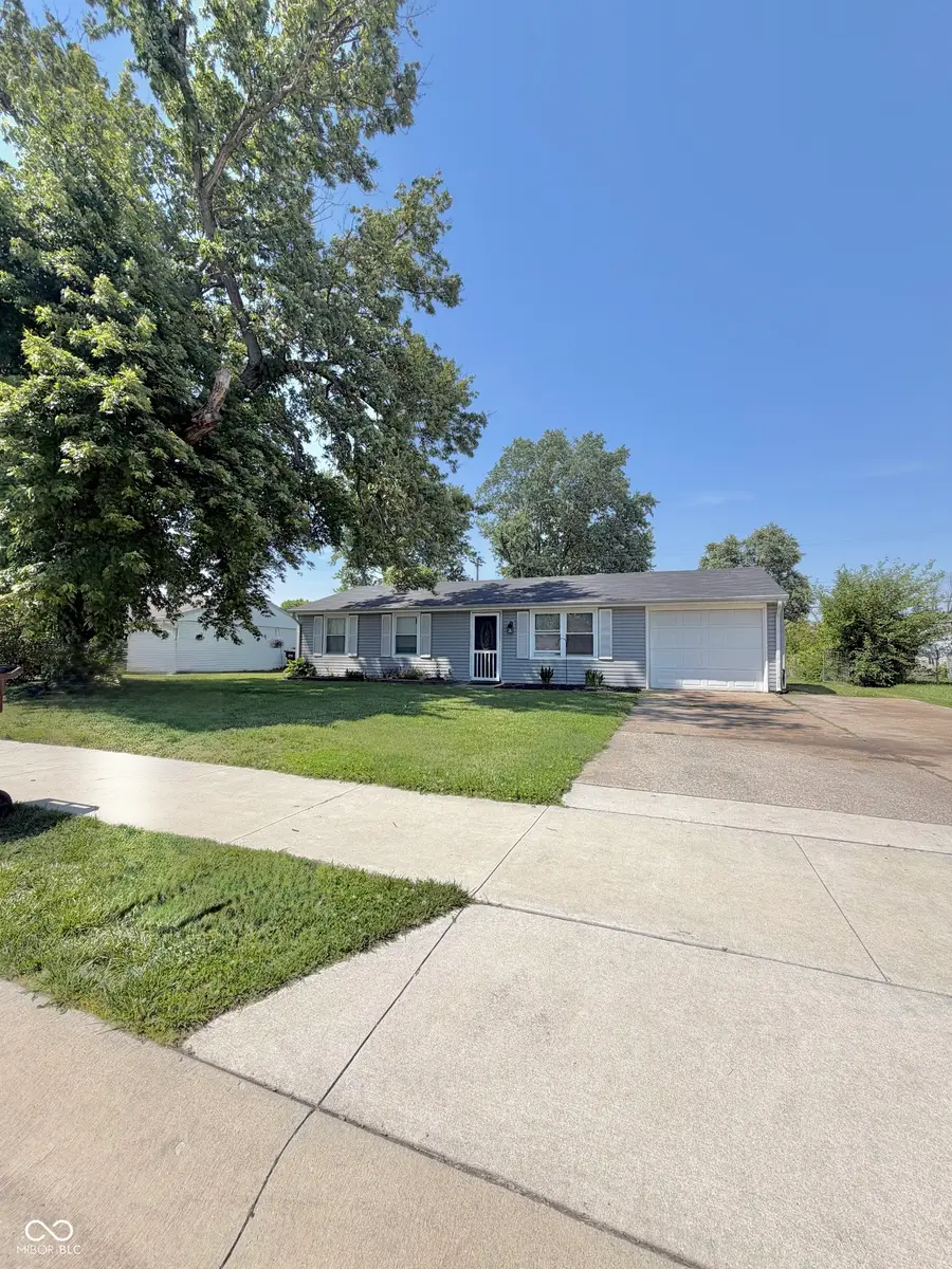 608 High School Drive, Edinburgh, IN 46124 - #2