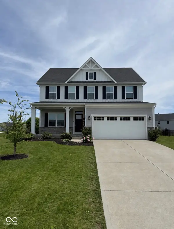 237 Briar Creek Lane, Whiteland, IN 46184