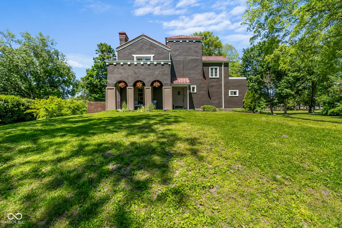 730 W 6th Street, Seymour, IN 47274 - #1