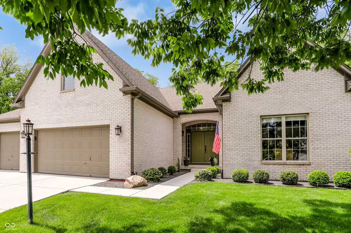 4300 Tally Ho Circle, Zionsville, IN 46077 - #1