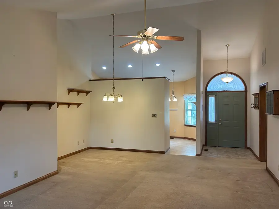 4964 W Cedar Cove Drive, New Palestine, IN 46163 - #2