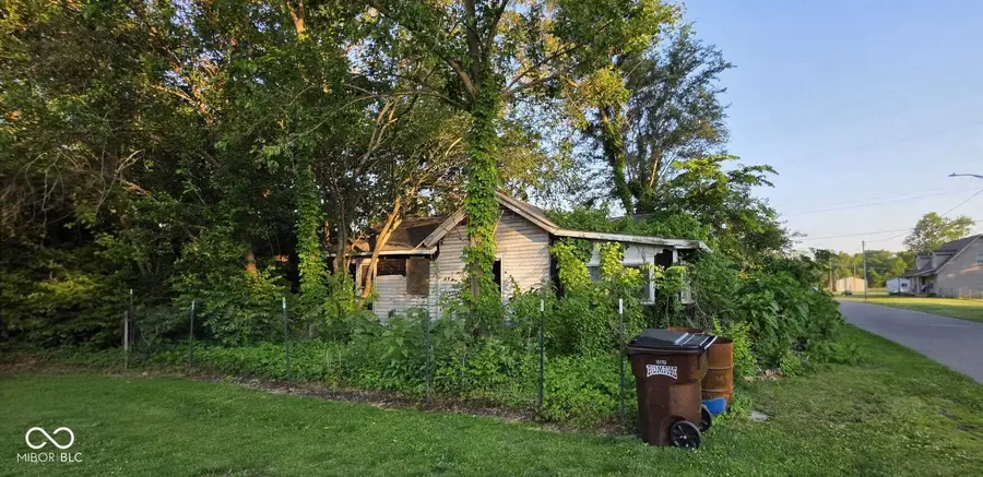 7985 Washington Street, Clifford, IN 47226 - #3