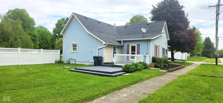 900 N 16th Street, Elwood, IN 46036 - #2